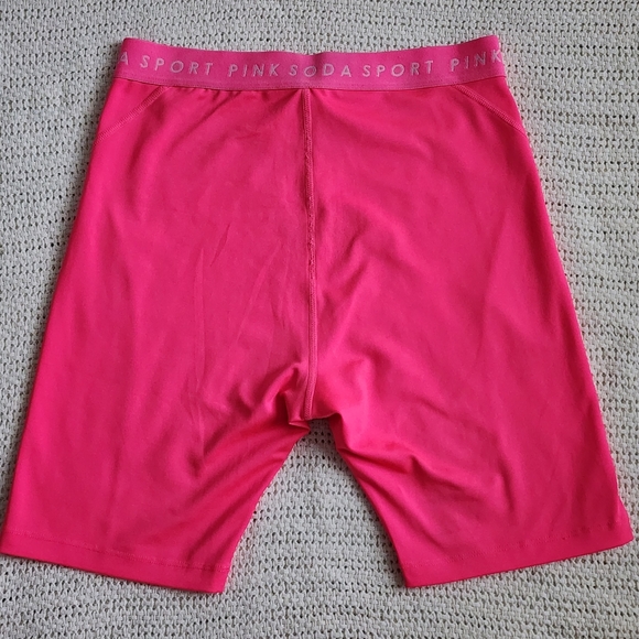 🍒EUC PINK SODA BIKER SHORTS - Picture 2 of 9